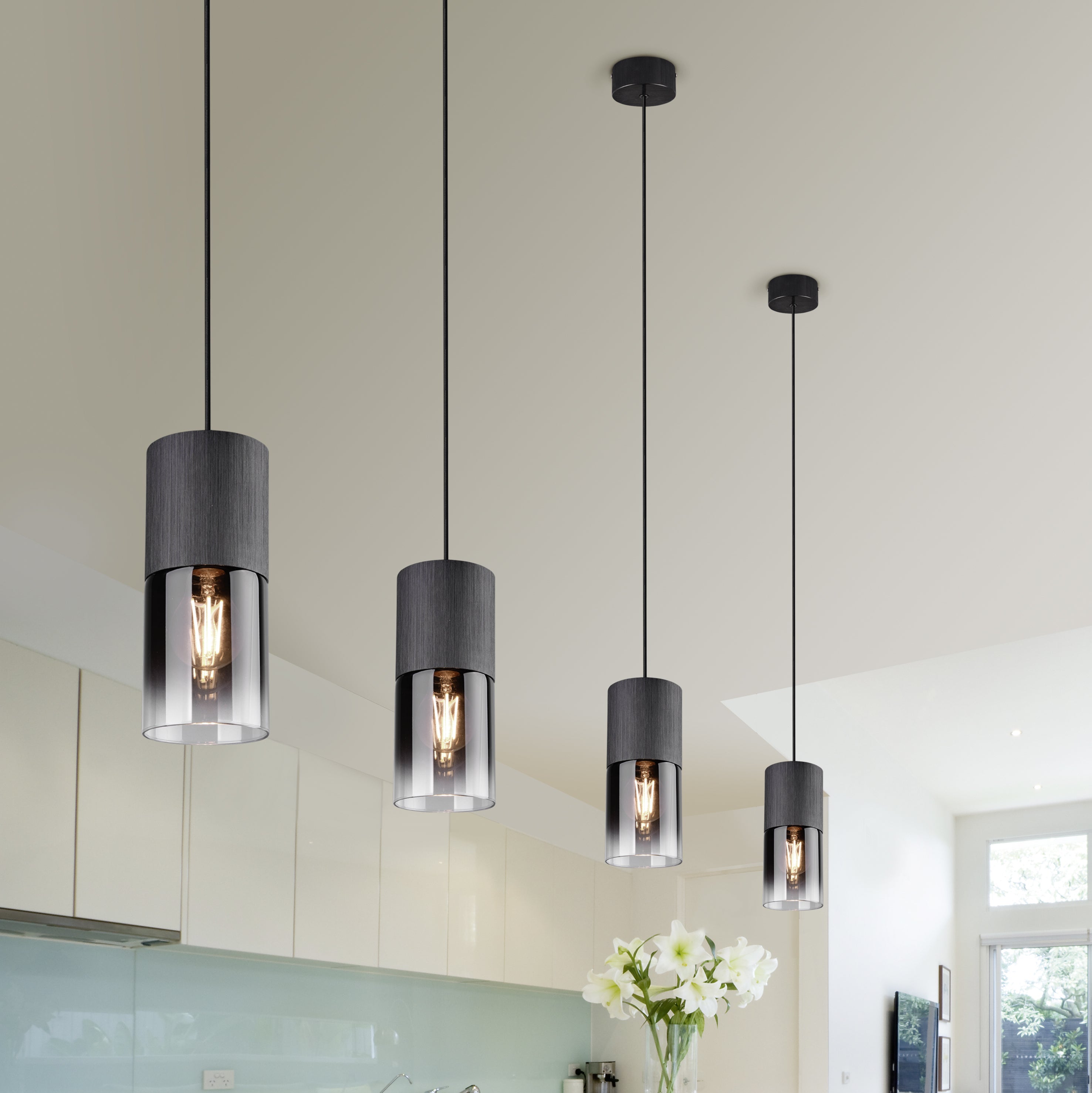 Hängeleuchte schwarz