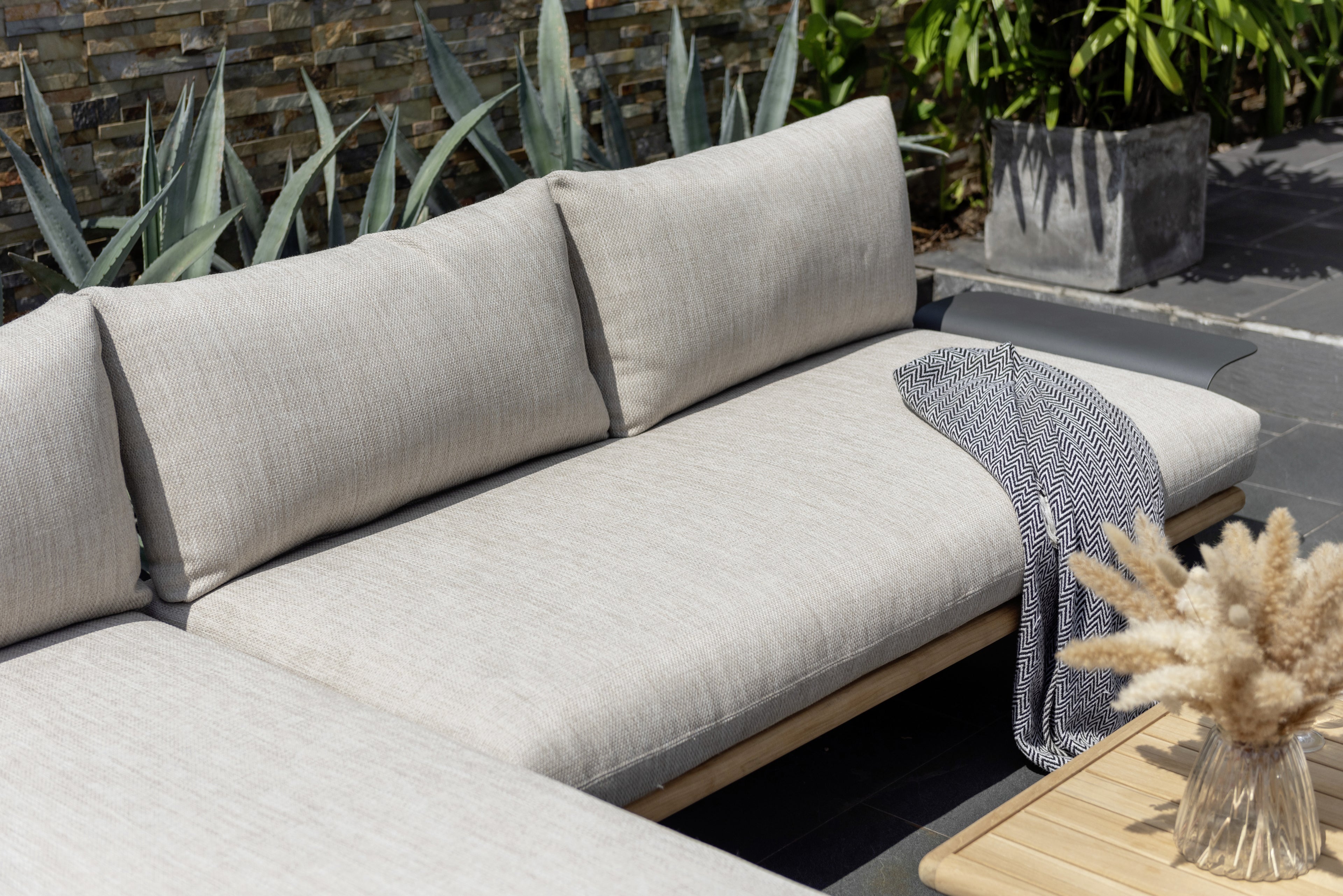 Loungegarnitur mit Tisch