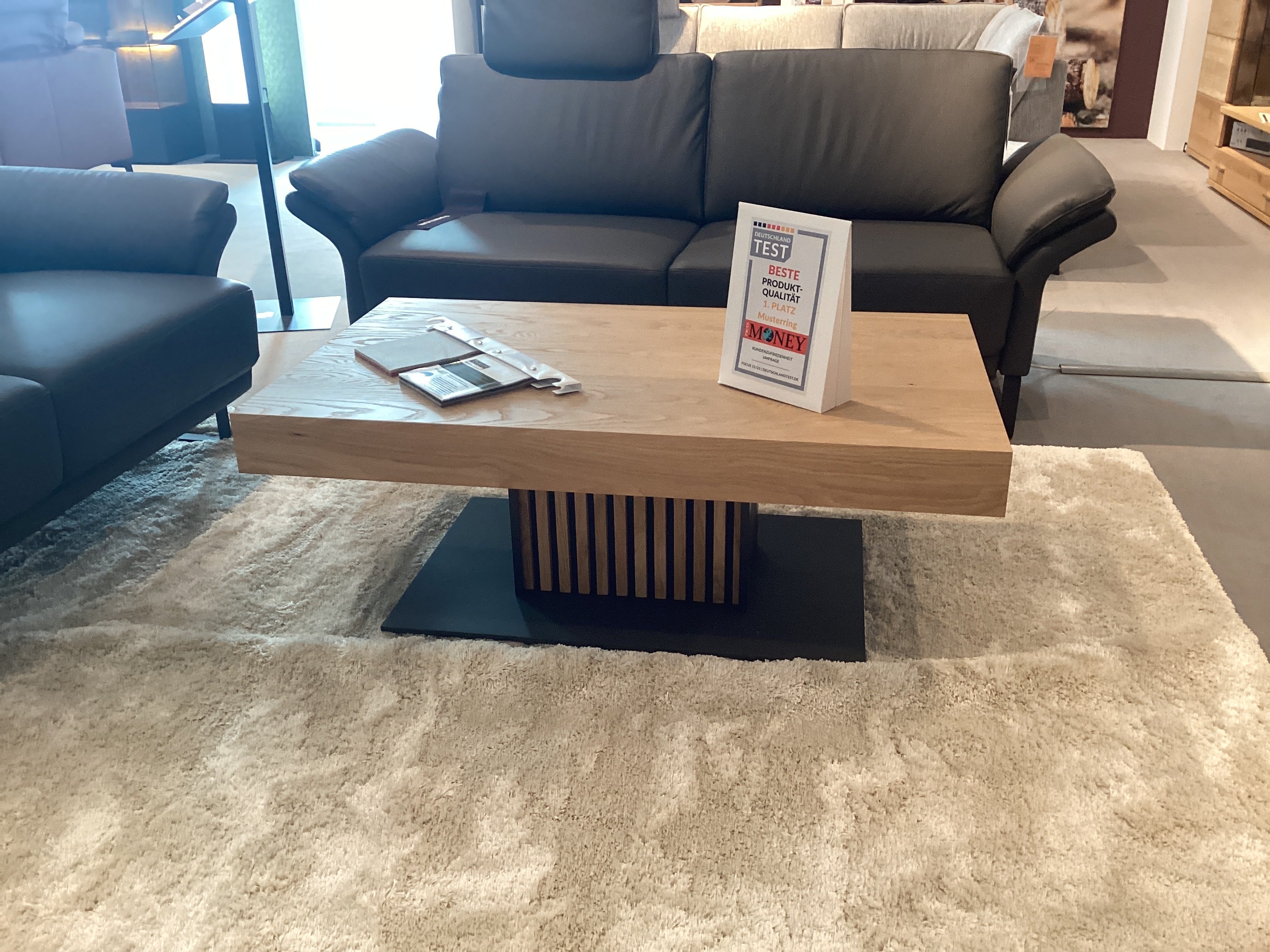 Musterring Wohnwand Inklusive Vitrine & Couchtisch