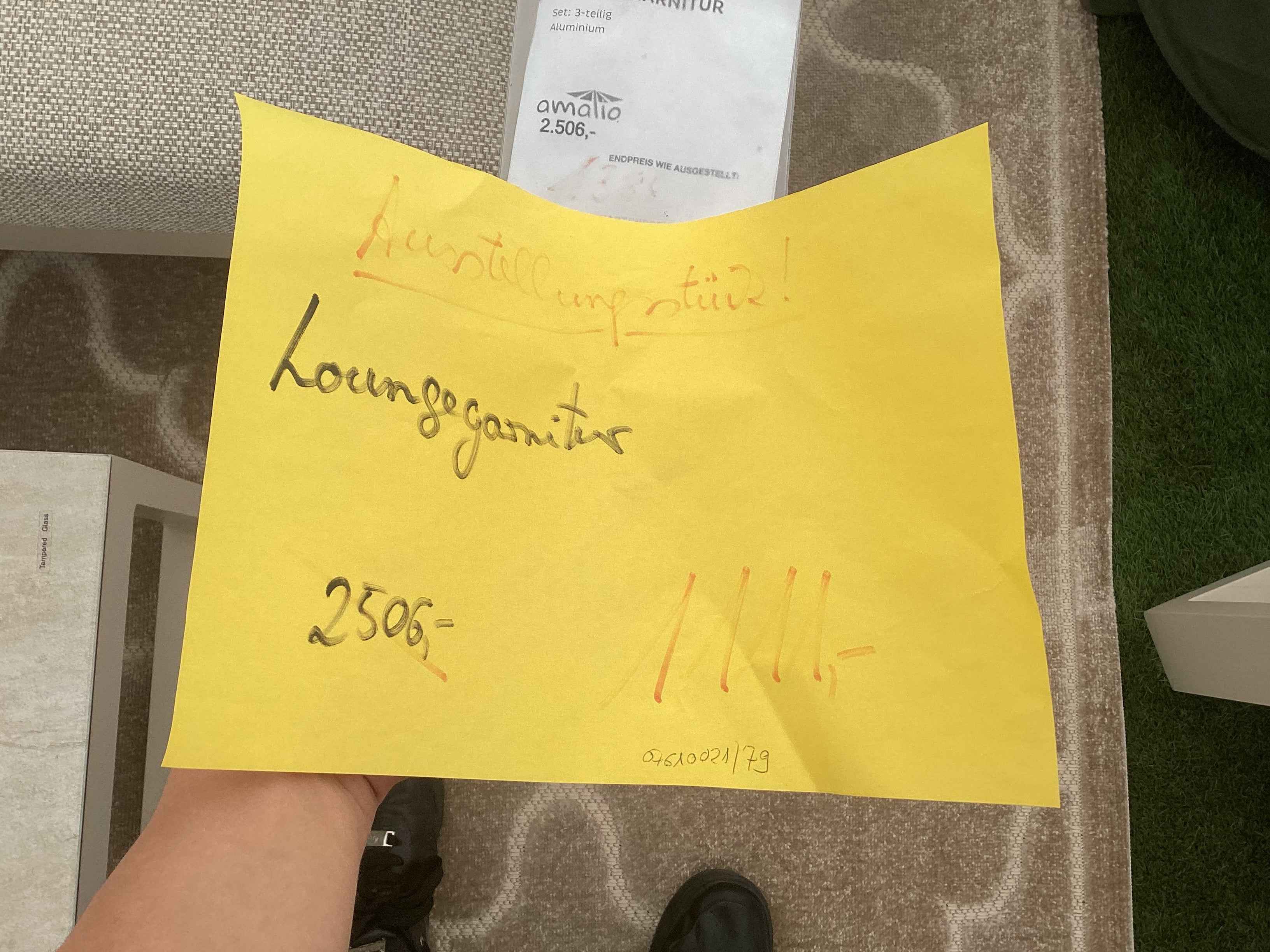 Kirchenfenster Links beige Ausstellungsstück